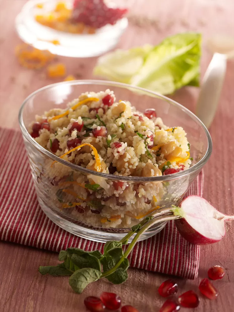 ザクロの薄いブルグルサラダ